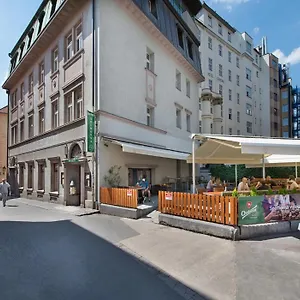 Ea Royal Esprit 4*, Prag Tjeckien